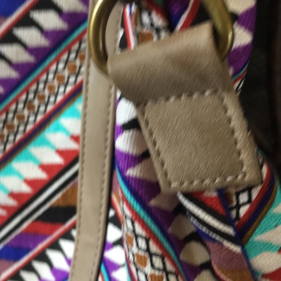 NWT Twig & Arrow Boho Crossbody tote - Picture 2 of 5